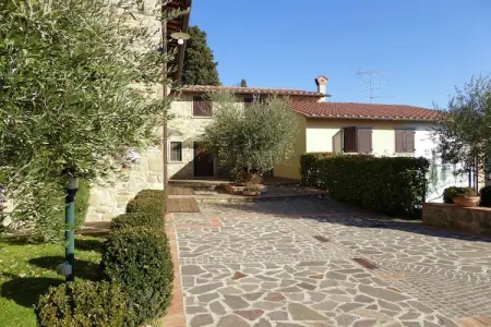 Melograno Otto, Maison à Montecarelli avec Piscine - Photo 1