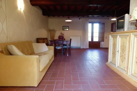 Melograno Otto, Maison à Montecarelli avec Piscine - Photo 5