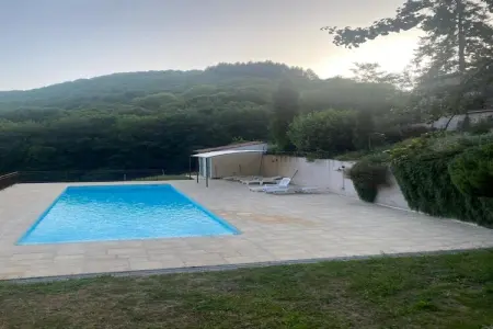 Domaine Courniou, Hillside Haven à Courniou - Photo 1