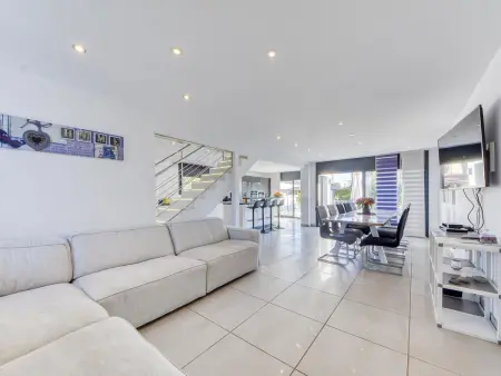 Maison Norfeu 10, moderne entièrement rénovée et décorée avec goût - Photo 2
