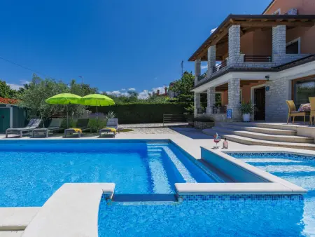 Villa Vittoria, Maison 15 personnes à Buje Plovanija - Photo 12