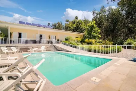 Serrado de Bouças, Gîte avec piscine partagée - Photo 1