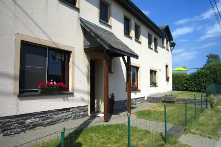 Goronne, Superbe maison de vacances à Vielsalm avec jardin - Photo 4