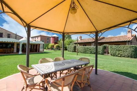 Cavaliere d'Italia, Grande ferme avec piscine - Photo 5