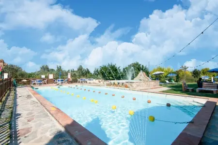 Cavaliere d'Italia, Grande ferme avec piscine - Photo 9