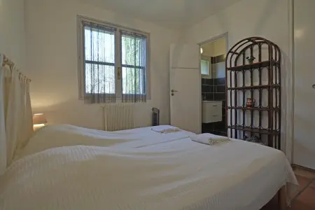 Maison de vacances - VERGÈZE, Retraite dans un jardin méditerranéen - Photo 3
