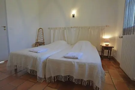Maison de vacances - VERGÈZE, Retraite dans un jardin méditerranéen - Photo 7