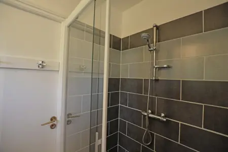 Maison de vacances - VERGÈZE, Retraite dans un jardin méditerranéen - Photo 10