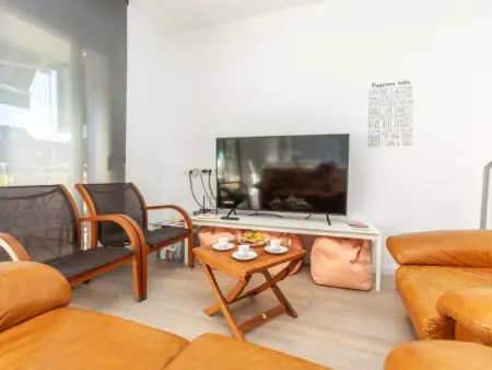 Cosy Flat, Appartement 6 personnes à Coma ruga - Photo 2