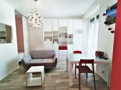 Appartement à Aix les Bains, T1 lumineux au centre-ville avec WiFi et parking - L1072288