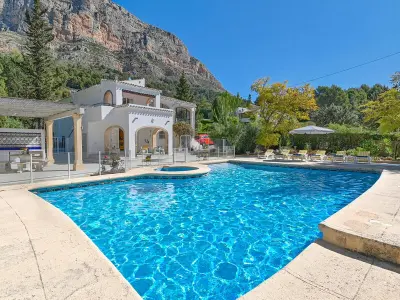 Villa à Xàbia, Belle maison à Jávea avec piscine privée, 2 chambres, proche plage et activités - L1072313