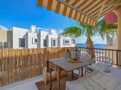 Appartement à Xàbia, Appartement moderne avec piscine commune près de la plage à Javea - L1072378