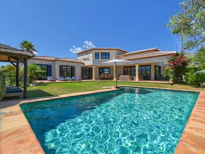 Villa à Denia, Villa de luxe avec piscine privée, climatisation et jardin à Denia - L1072434