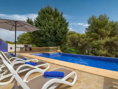 Villa à Xàbia, Villa confortable à Javea avec piscine privée, jardin, climatisation et proche plage pour 4 pers. - L1072448