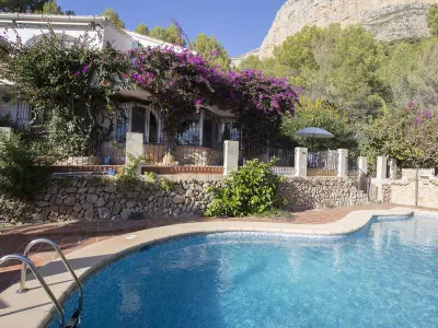 Villa à Xàbia, Villa Confortable à Javea avec Piscine Privée – Idéale pour Familles, Proche Plages et Activités - L1072456