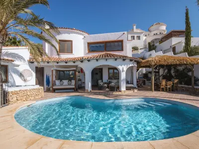 Villa à Moraira, Villa 4 chambres avec piscine privée, climatisation, WiFi et animaux admis à Moraira - L1072482