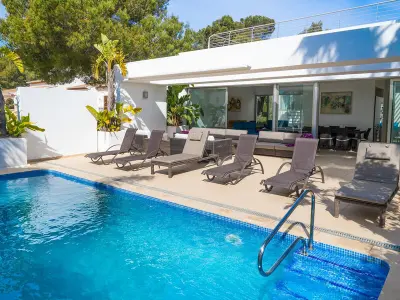Villa à Xàbia, Villa moderne avec piscine privée, proche plage et toutes commodités, idéale pour famille ou amis - L1072531