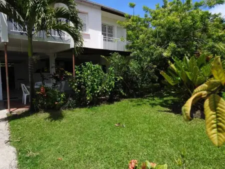 Maison spacieuse à Les Trois-Îlets avec jardin - Photo 1