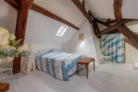 Maison avec jardin à Cellettes, 150 m², local à vélos - Photo 9