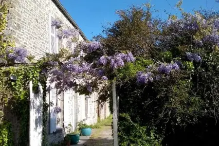 Maison élégante à Fontenay-sur-Mer avec cheminée - Photo 9