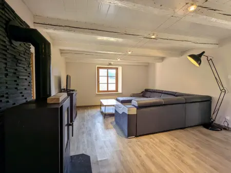 Gîte familial de caractère pour 10 pers, vue vallée, proche ski - Photo 3