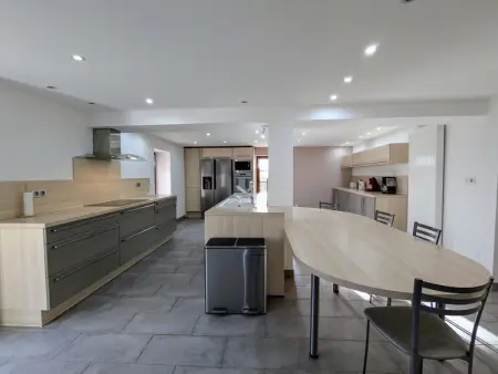 Gîte familial de caractère pour 10 pers, vue vallée, proche ski - Photo 5