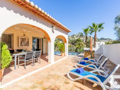 Villa à Benissa, Villa moderne avec piscine privée, proche des criques, Benissa - 3 chambres, Wi-Fi, climatisation - L1072792