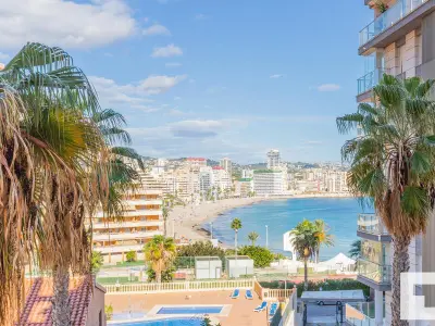 Appartement à Calp, Appartement moderne à Calpe avec piscine et climatisation, proche mer - L1072814