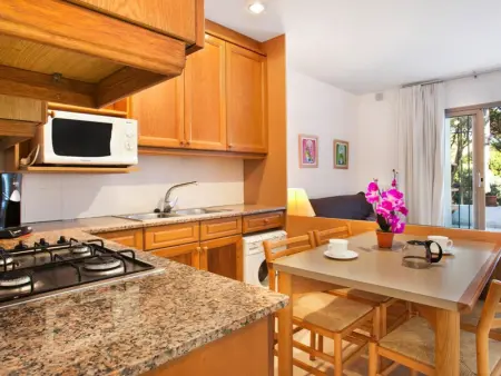 Appartement à Calella de Palafrugell avec Piscine, Terrasse et Climatisation, à Proximité des Plages - Photo 6