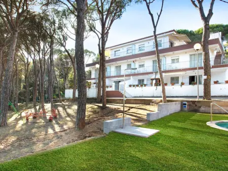Appartement à Calella de Palafrugell avec Piscine, Terrasse et Climatisation, à Proximité des Plages - Photo 13