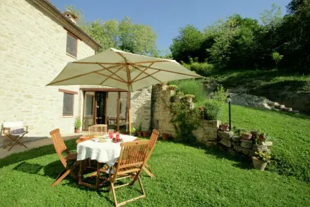 Villa Barchetta, Séjour de luxe avec jardin - Photo 8