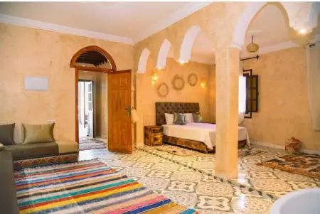 Villa à Mechouar Kasbah, Marrakesh, Villa moderne à Marrakech avec piscine et jardin - L1072973