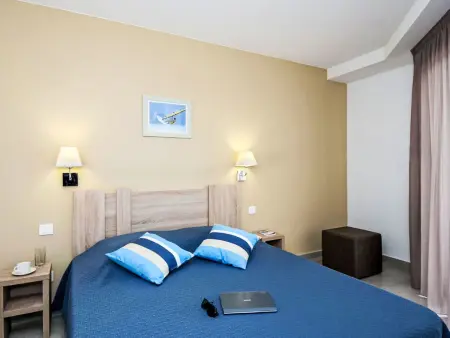 Odalys Référence Le Lotus Blanc, Appartement 4 personnes à Le Barcarès - Photo 2