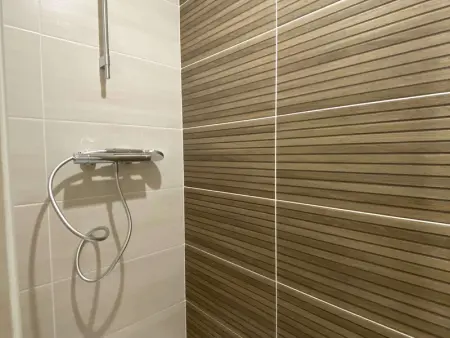 Appartement T3 moderne avec terrasse et parking sécurisé - Photo 16