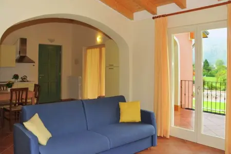Vico Super, Appartement à Idro avec Piscine et Jardin - Photo 4