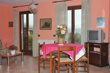 Casa Flora 4 app, Maison de vacances à Idro, près des collines pittoresques - Photo 8