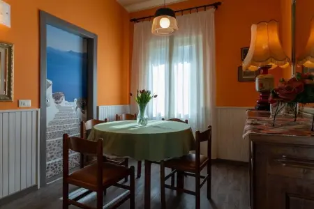 Villa Stefano, Villa au bord du Lac Idro avec Vue - Photo 1