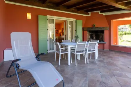 Villa Stefano, Villa au bord du Lac Idro avec Vue - Photo 9