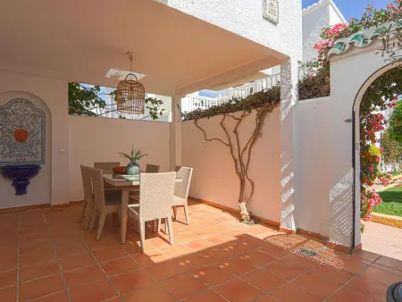 Maison à Estepona, Charmante maison de plage romantique à Estepona, animaux acceptés, pour 4 personnes - L1073102