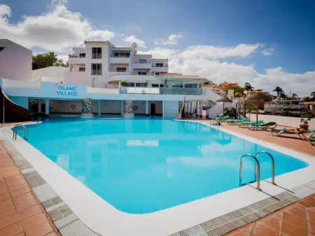Appartement moderne avec Wi-Fi et piscine proche plages - Photo 2