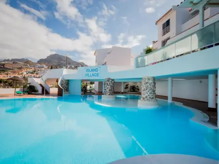 Appartement moderne avec Wi-Fi et piscine proche des plages - Photo 18