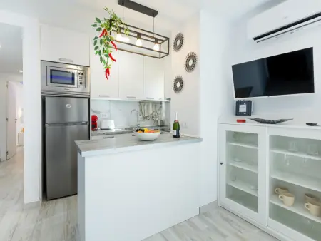 Appartement rénové avec balcon et piscine à Playa de las Américas - Photo 5