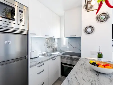 Appartement rénové avec balcon et piscine à Playa de las Américas - Photo 6