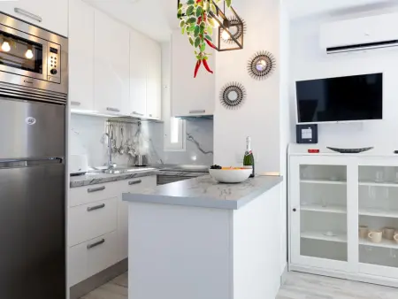 Appartement rénové avec balcon et piscine à Playa de las Américas - Photo 7