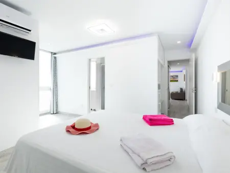 Appartement rénové avec balcon et piscine à Playa de las Américas - Photo 15