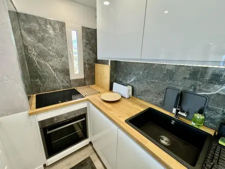 Exquis appartement rénové 2 chambres avec piscine, clim et WiFi à Playa de las Américas - Photo 11