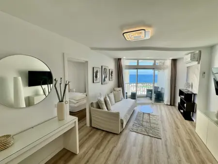 Exquis appartement rénové 2 chambres avec piscine, clim et WiFi à Playa de las Américas - Photo 13