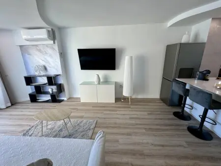 Exquis appartement rénové 2 chambres avec piscine, clim et WiFi à Playa de las Américas - Photo 14