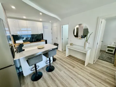 Exquis appartement rénové 2 chambres avec piscine, clim et WiFi à Playa de las Américas - Photo 21