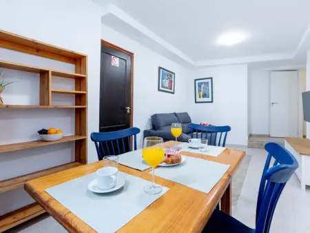 Appartement Charmant avec Piscine et Confort près des Attractions - Photo 7